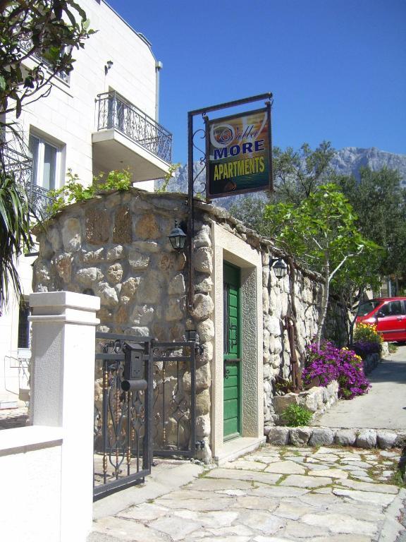 Apartments Villa More Makarska Buitenkant foto